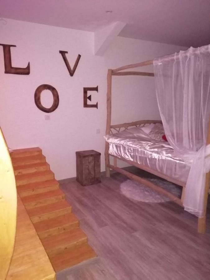Le Reve De Lily Bed & Breakfast Les Vignères Екстериор снимка
