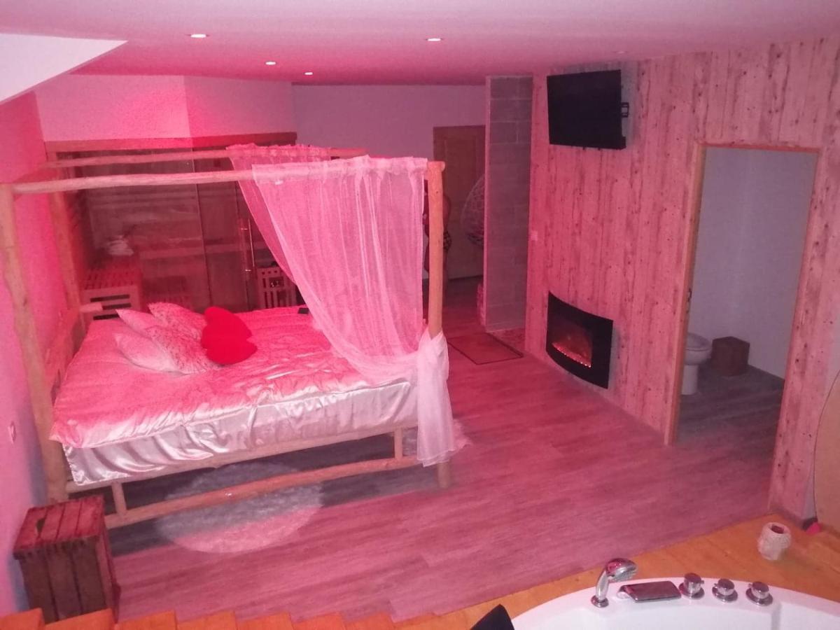 Le Reve De Lily Bed & Breakfast Les Vignères Екстериор снимка