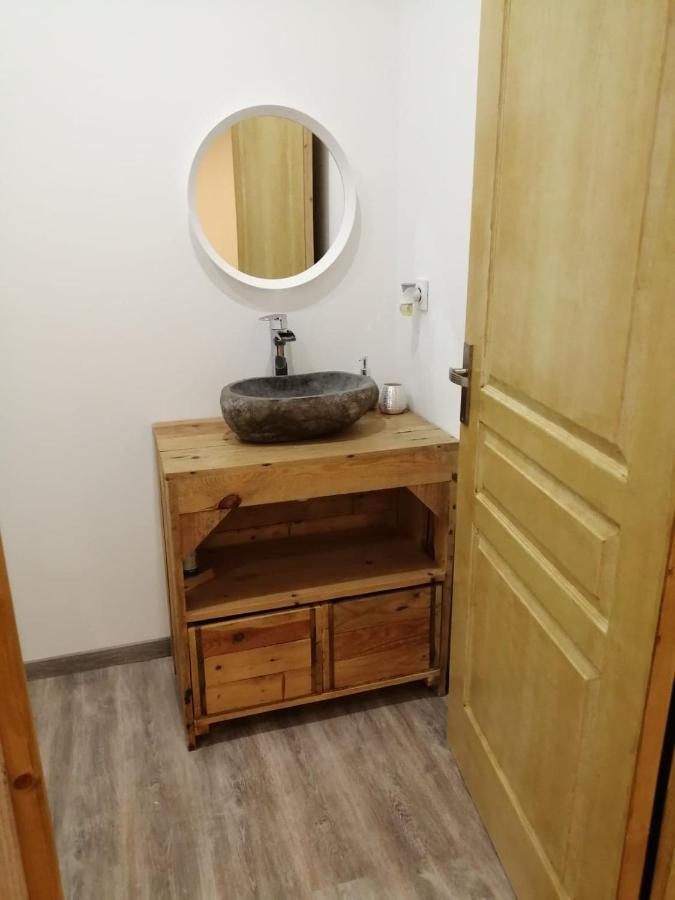 Le Reve De Lily Bed & Breakfast Les Vignères Екстериор снимка